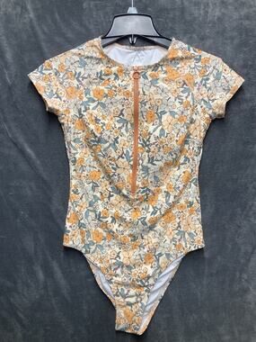 Cupshe Yellow Floral Zip-Front Short Sleeve One-Piece Bikini